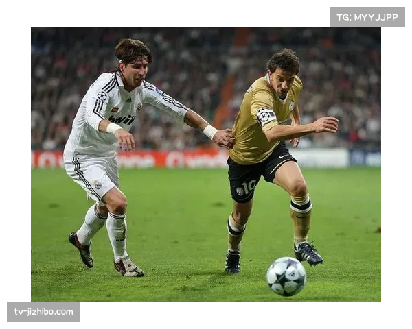 对手教练专访:评价对方球星时重点提及了其无球跑动的进步 对手教练专访:评价对方球星时重点提及了其无球跑动的进步